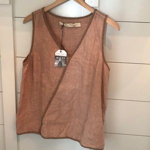 •Cynthia Ashby• 100%linen tan tank top